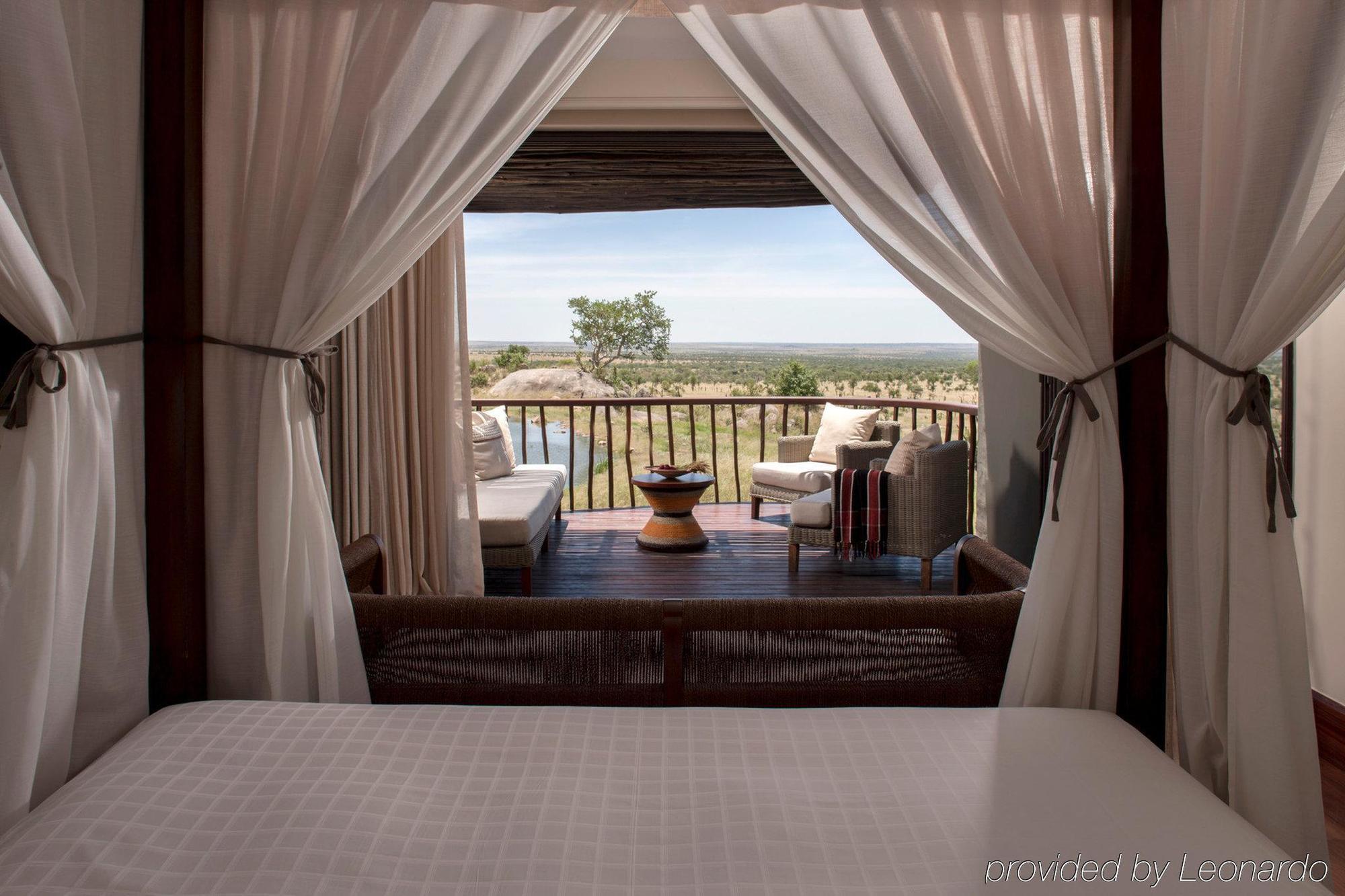 Four Seasons Safari Lodge Serengeti Banagi Esterno foto