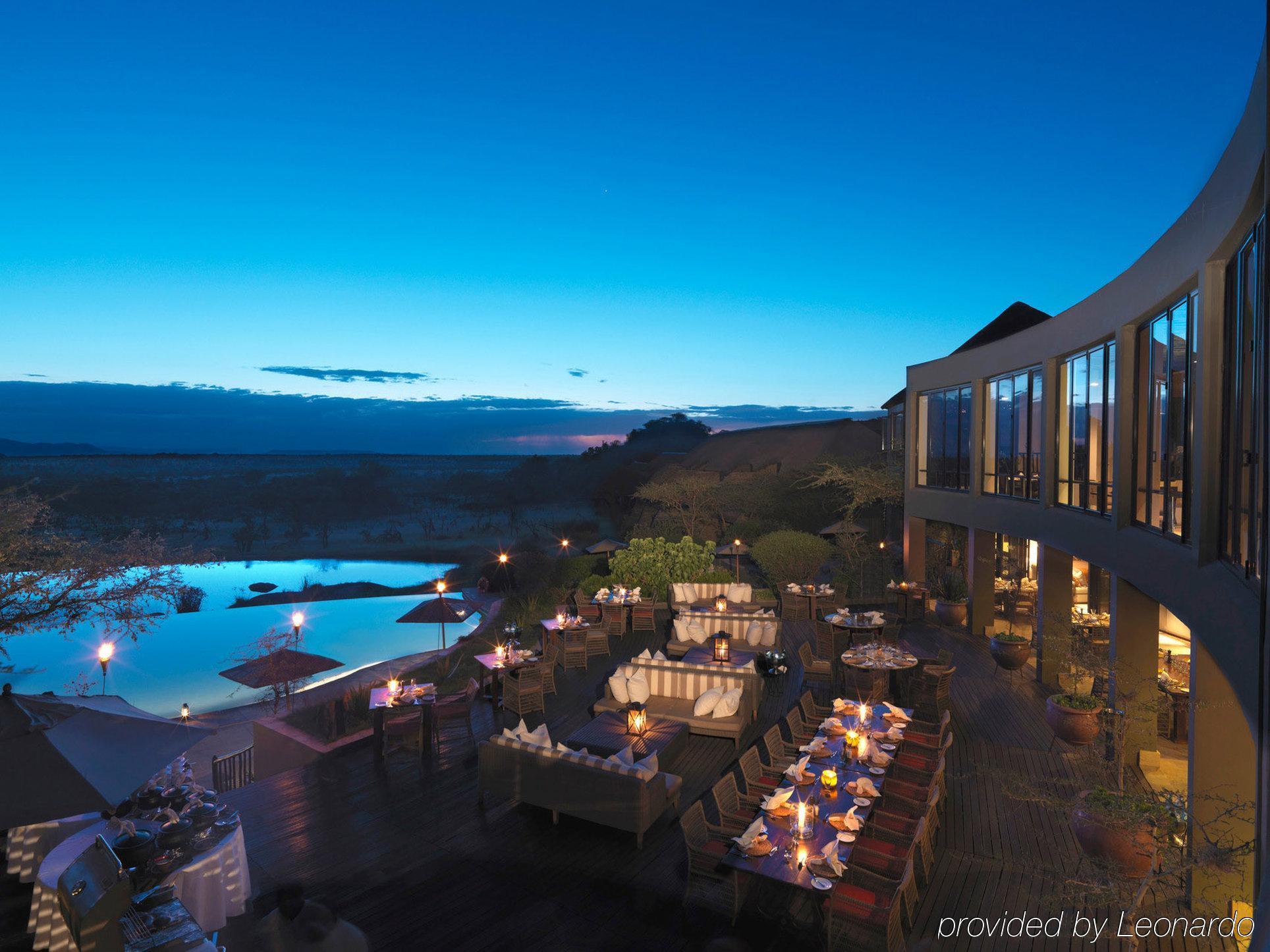 Four Seasons Safari Lodge Serengeti Banagi Ristorante foto