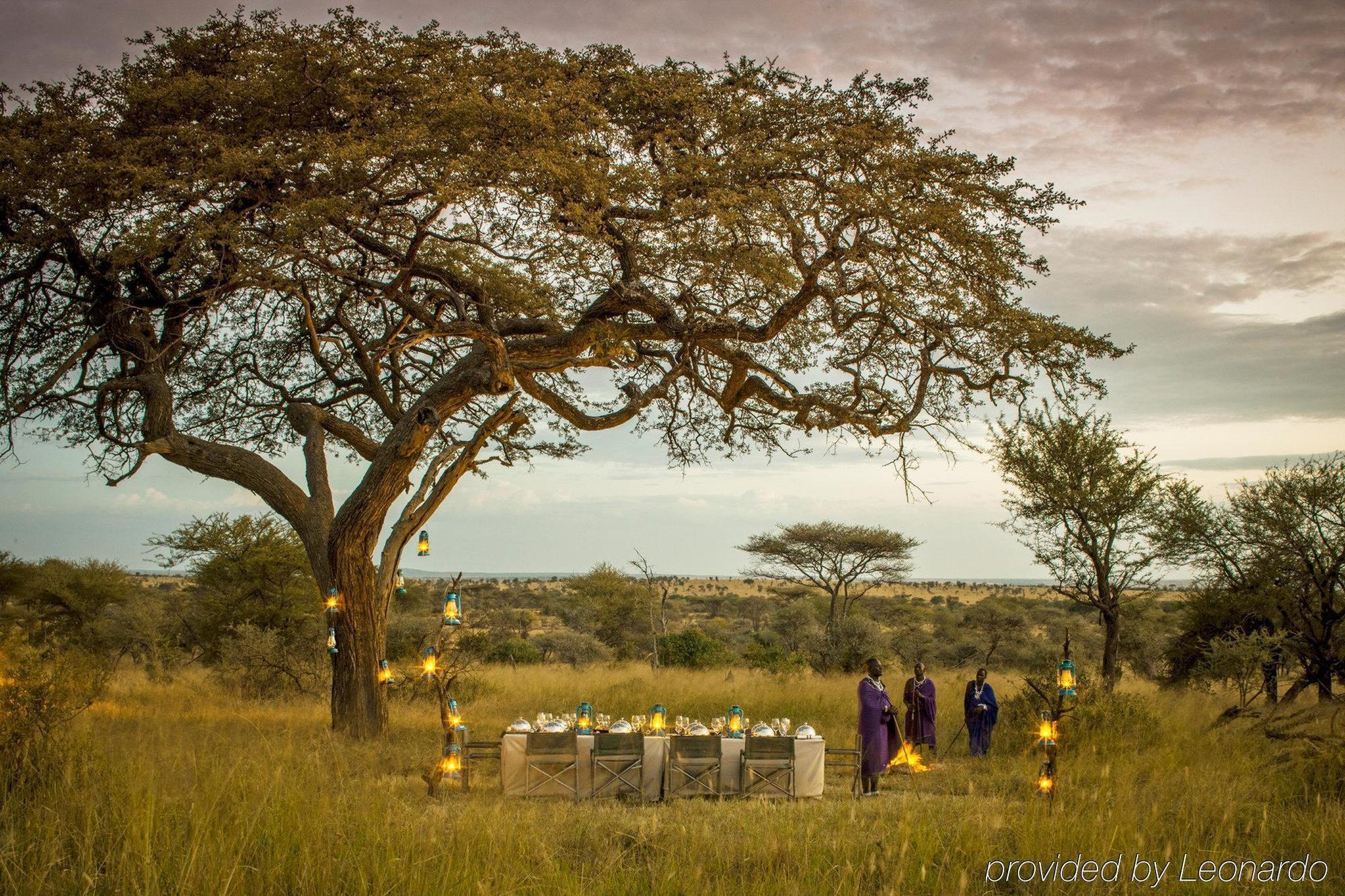 Four Seasons Safari Lodge Serengeti Banagi Esterno foto