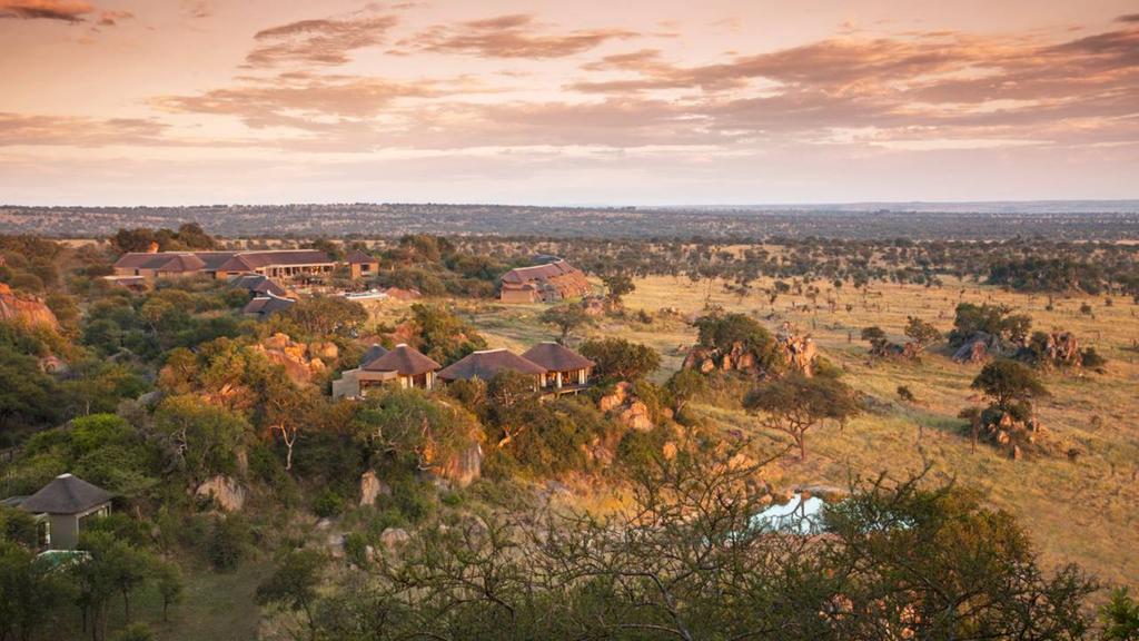 Four Seasons Safari Lodge Serengeti Banagi Camera foto
