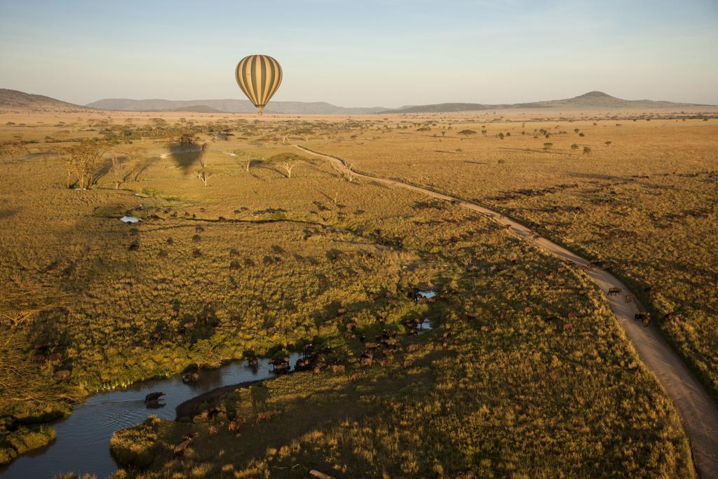 Four Seasons Safari Lodge Serengeti Banagi Esterno foto